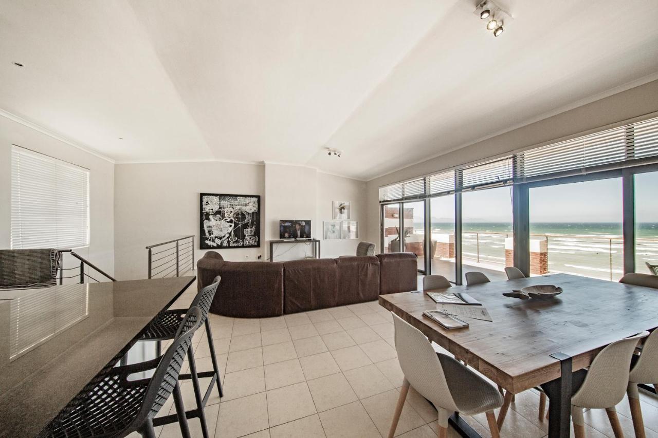 Surferscorner Self Catering Apartments Мюзенберг Екстериор снимка