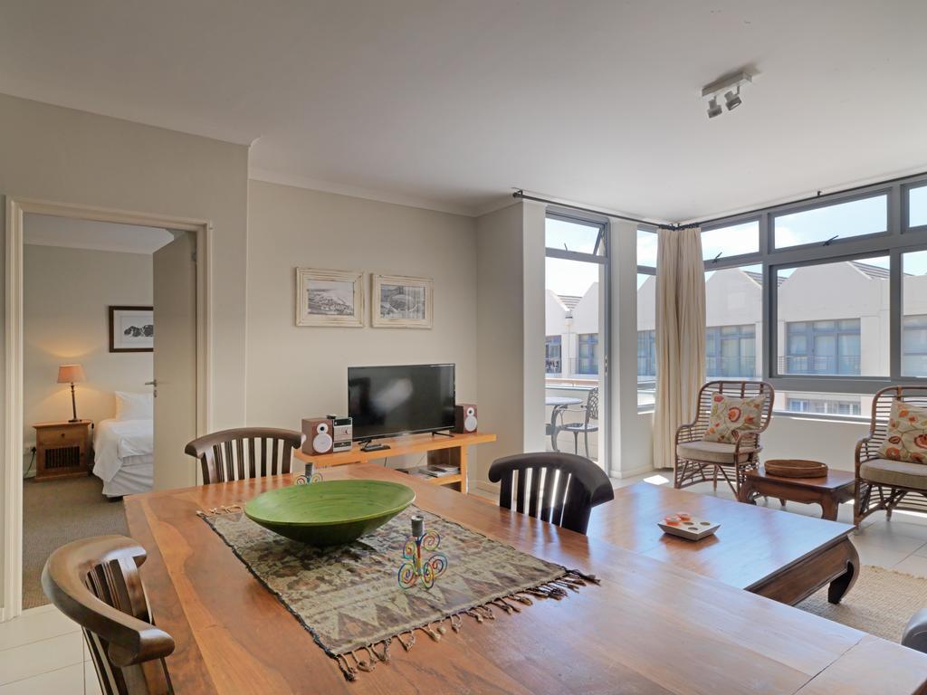 Surferscorner Self Catering Apartments Мюзенберг Екстериор снимка