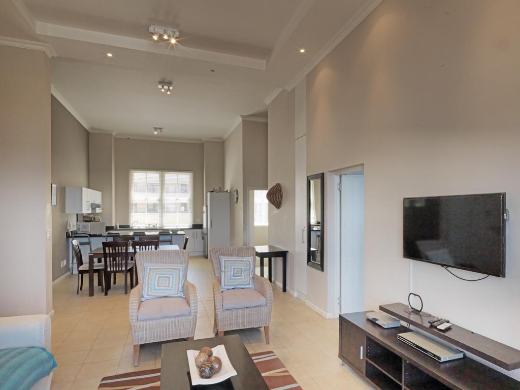 Surferscorner Self Catering Apartments Мюзенберг Екстериор снимка