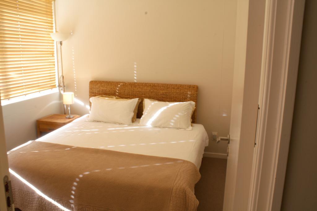 Surferscorner Self Catering Apartments Мюзенберг Екстериор снимка